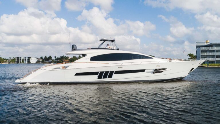 Motor Yacht HELIOS