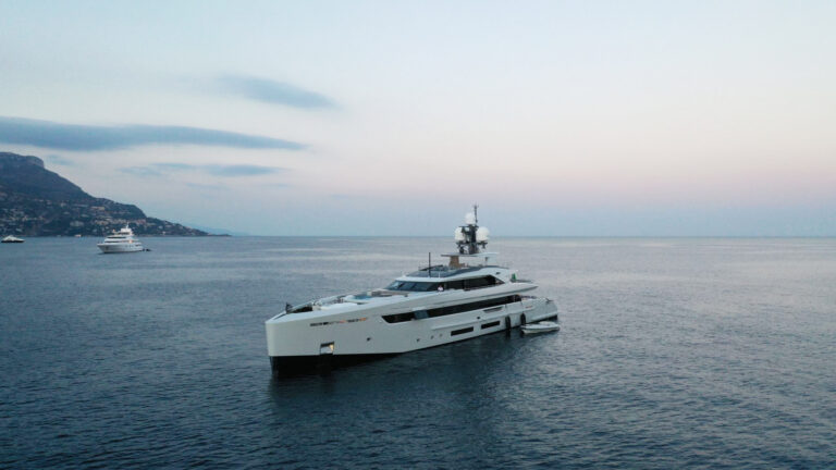 Motor Yacht KINDA