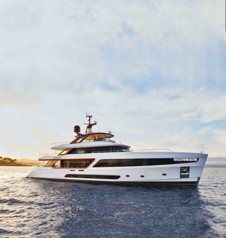 Motor Yacht KOJU