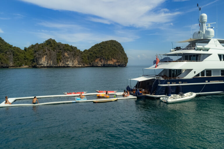 Motor Yacht LADY AZUL