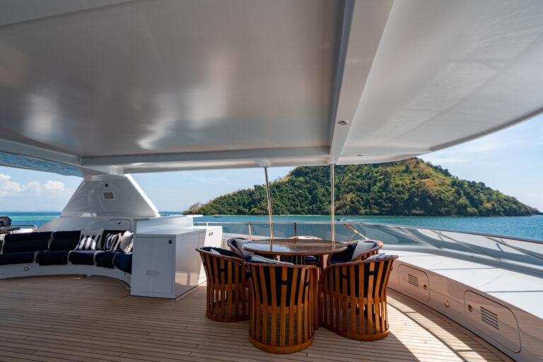 sun deck