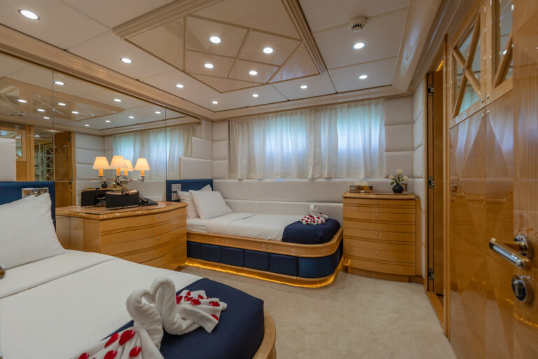 twin cabin