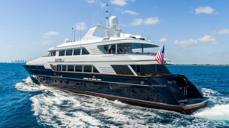 Motor Yacht LANIDA Cruising