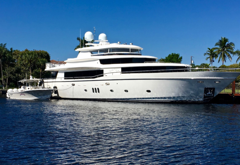 Motor Yacht LONE STAR