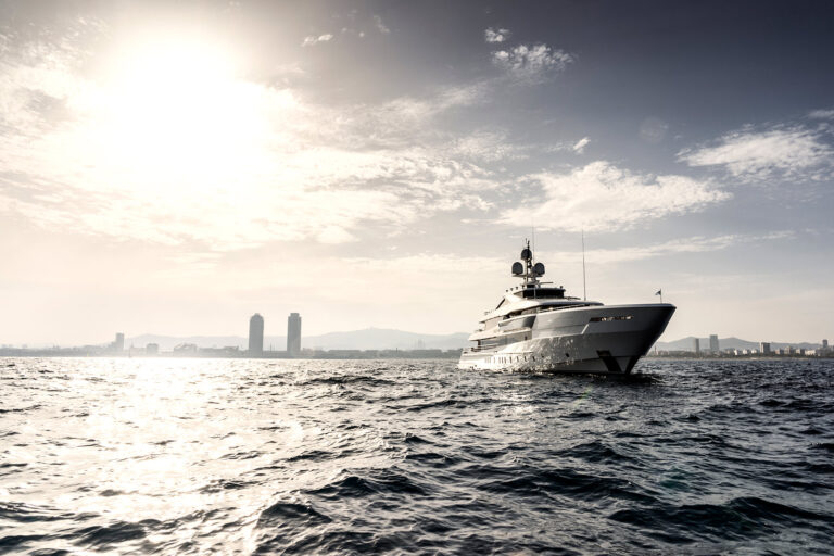 Motor Yacht LUSINE By Heesen