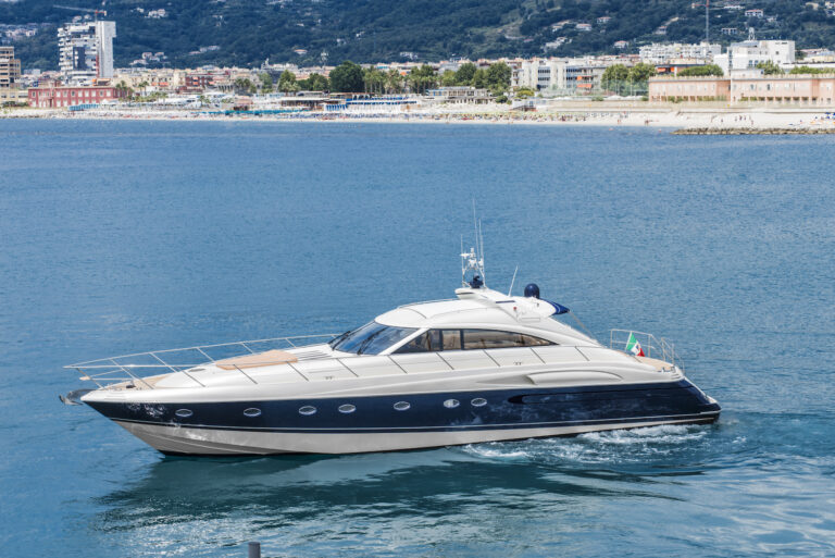 Motor Yacht MARTINIKI II