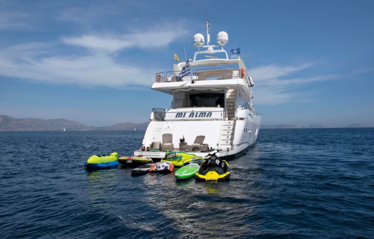 Motor Yacht MI ALMA with toys