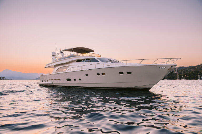 Motor Yacht OXYGEN 8