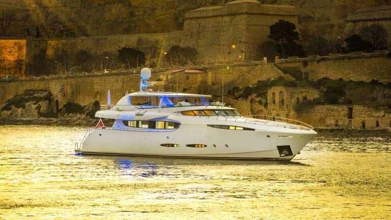 Motor Yacht Phoenix II