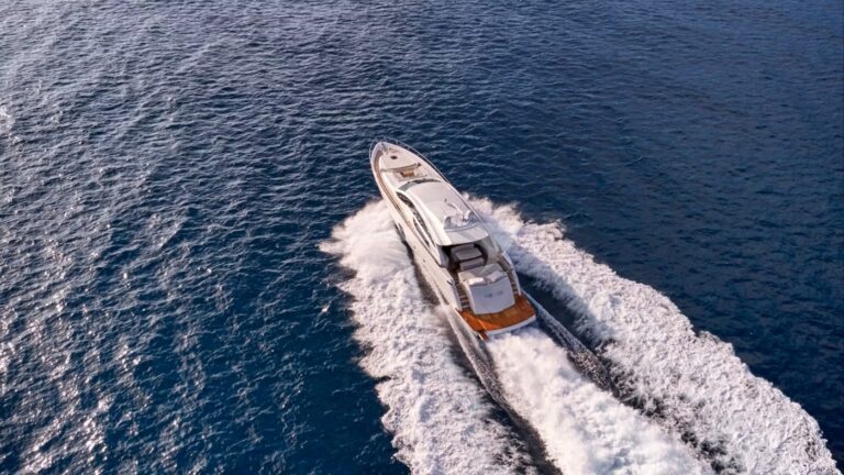 Motor Yacht REGINE OF CANNES