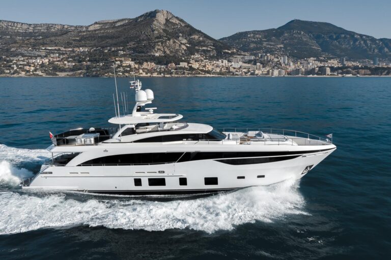 RIVIERA LIVING