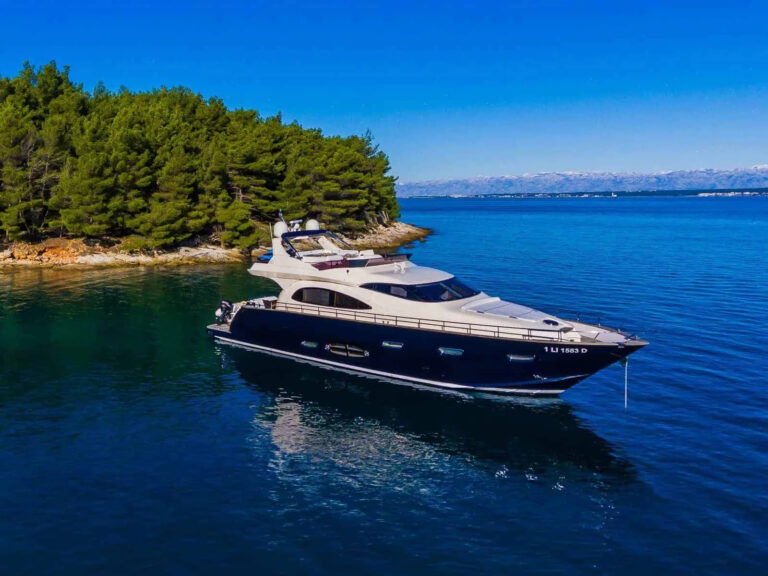 Cayman Yachts