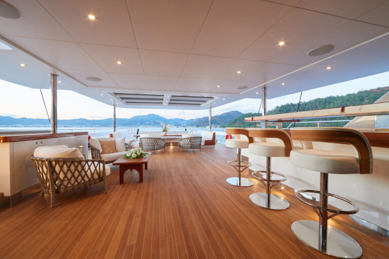 On Deck Bar