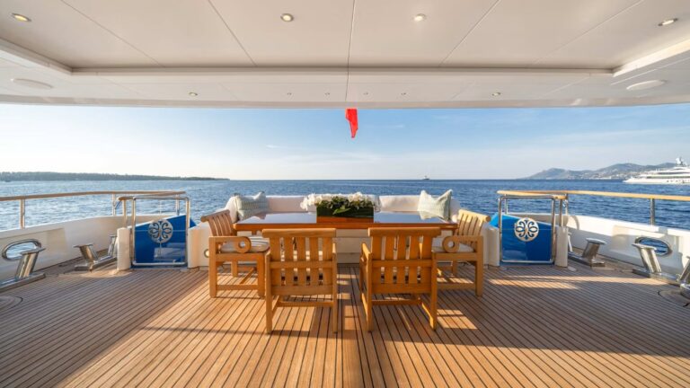 Opendeck With Sea Views