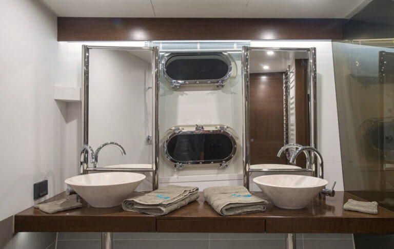 Owners bathroom