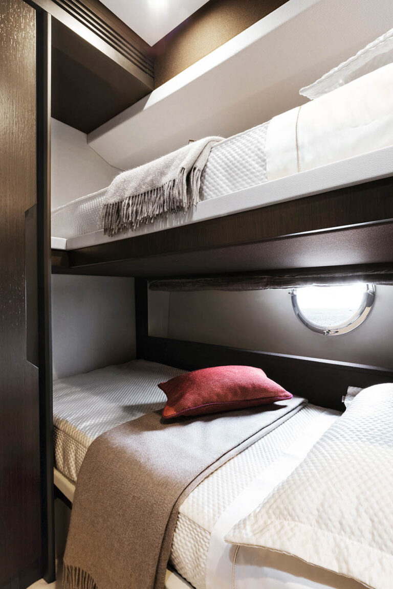 Port Side Guest Cabin