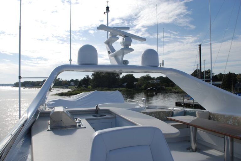 Prestige Lady Superyacht Exterior
