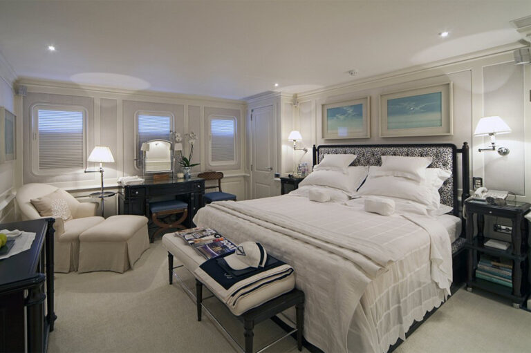 Queen Guest Stateroom