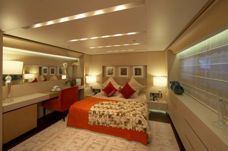 Red Double Guest Cabin