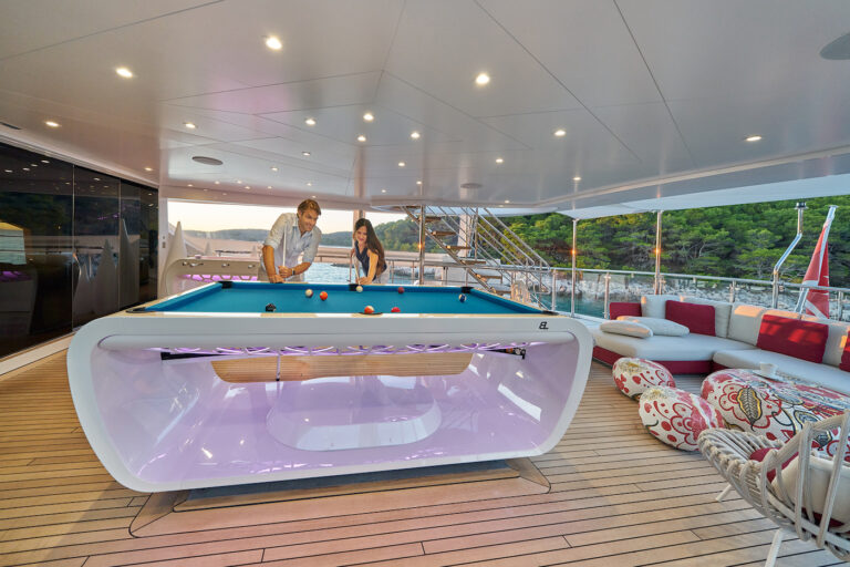 Charter yacht HAPPY ME