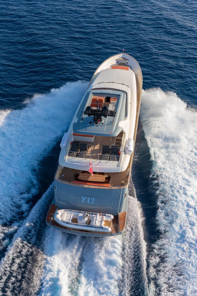 Running Aerial Aft