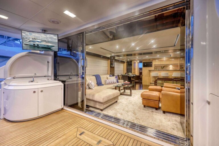 Saloon And Aft Area