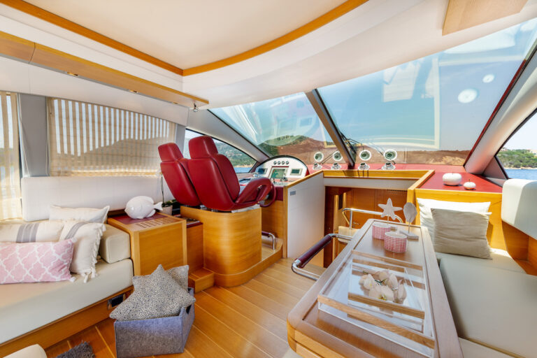 Saloon And Helm