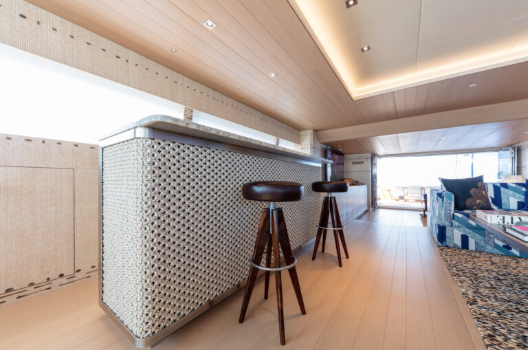 Saloon - Bar