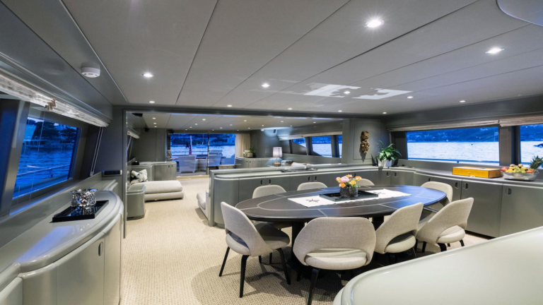 Saloon Dining Area