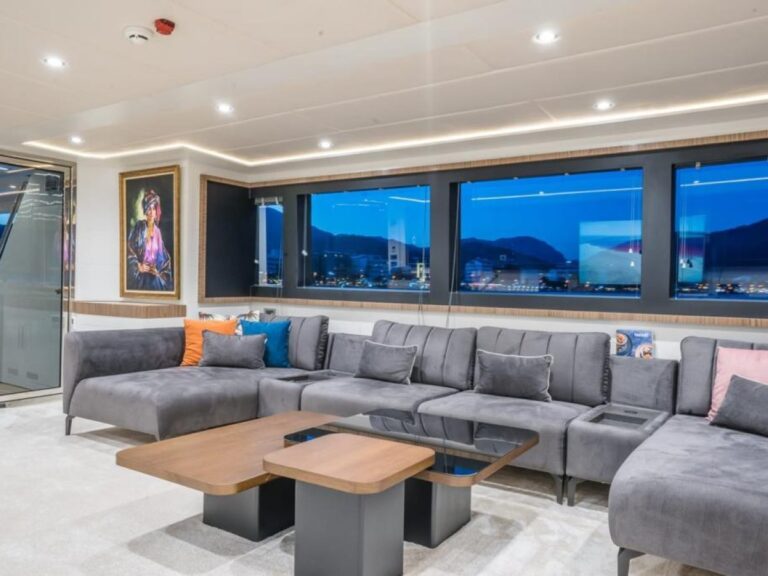 Saloon Sitting Area