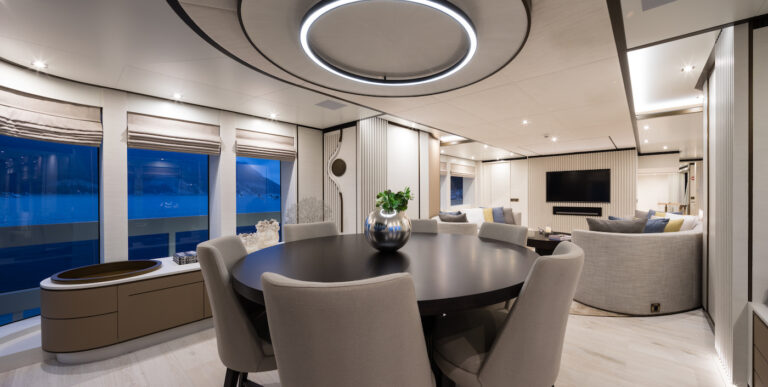 Saloon With Formal Dining Area