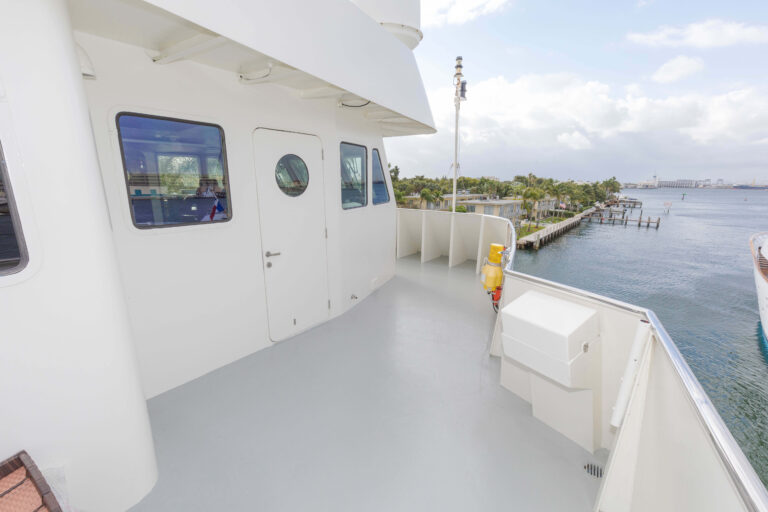 Side-deck