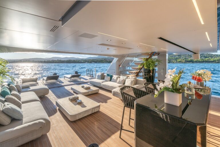 Spacious Beach Club