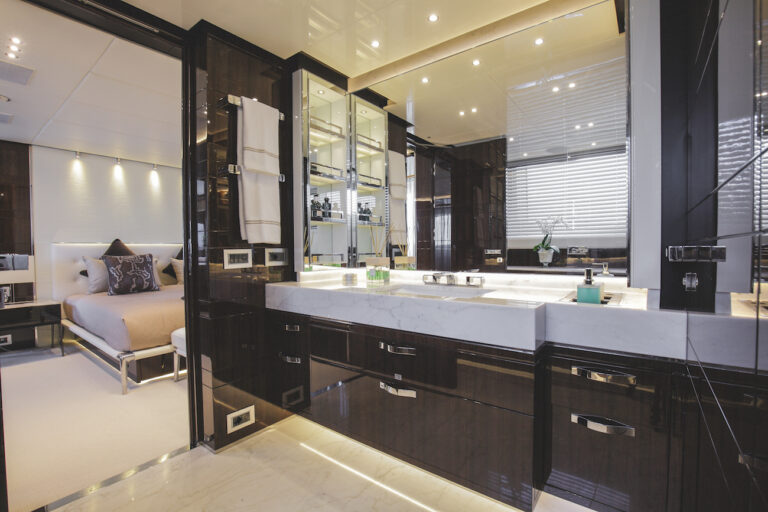 Spacious Ensuite Master Bathroom
