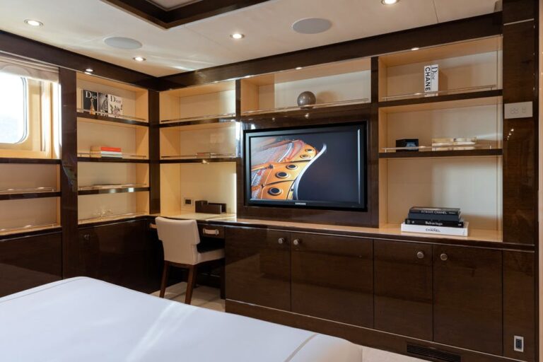 Stateroom Detail