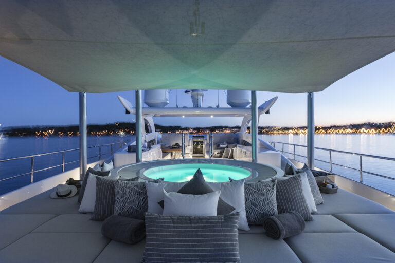 Sun Deck Jacuzzi Spa