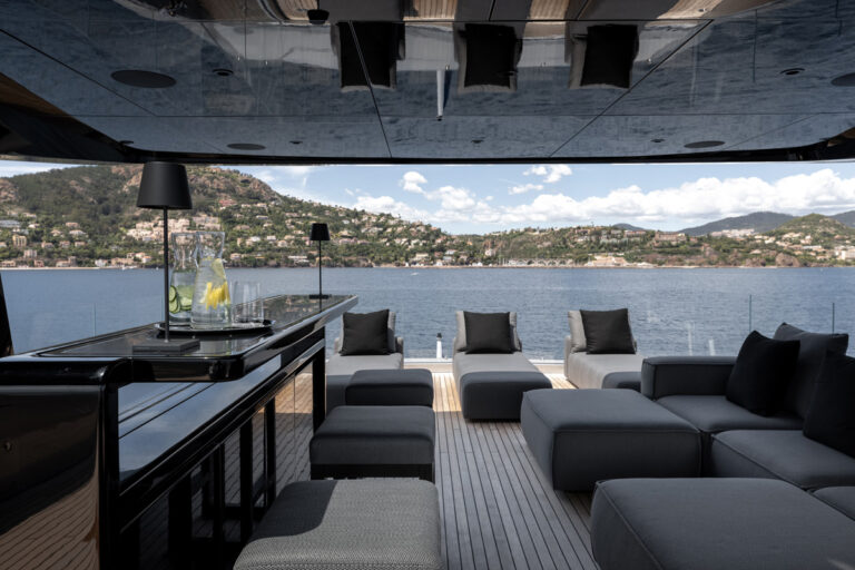 Sun Deck Bar And Seating