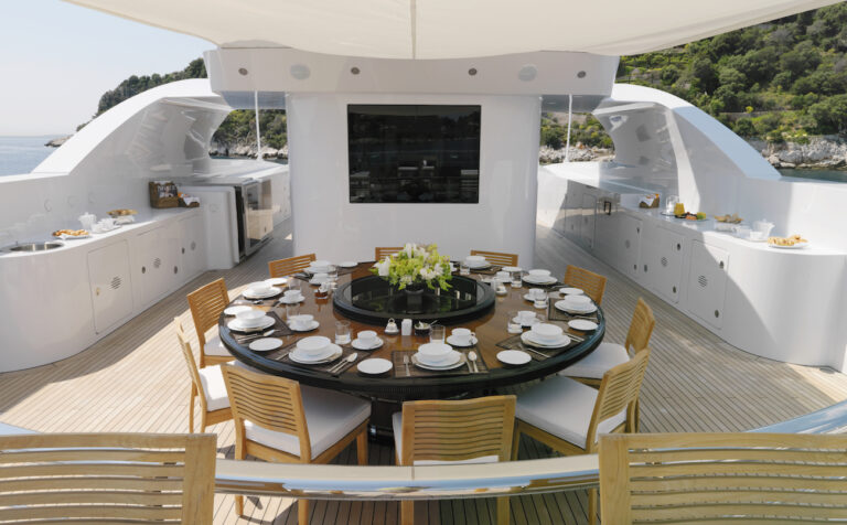 Sun Deck Exterior Dining Alfresco