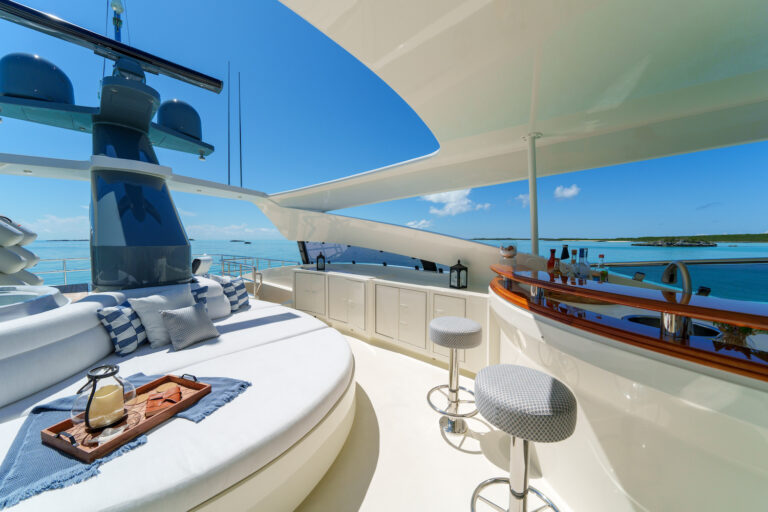 Sun Deck Jacuzzi And Sunbathing Area