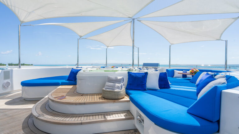 Sun Deck Relaxation Aera