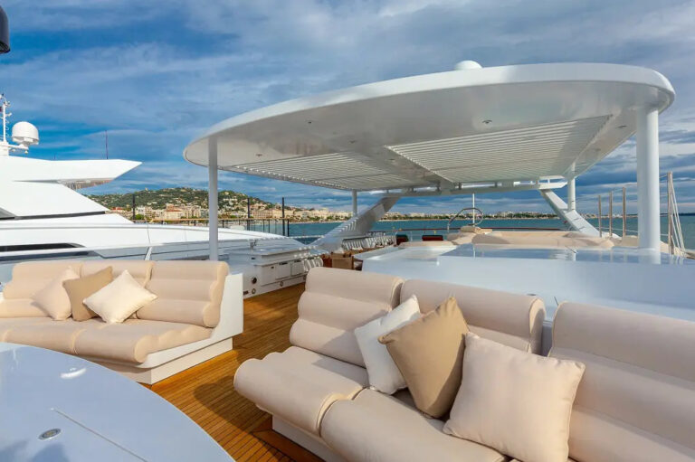 Sun Deck Seating