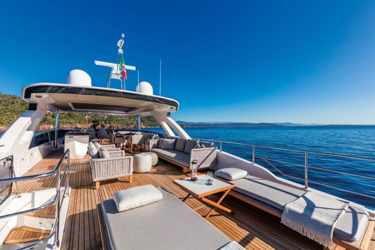 Sun Deck - Sistership