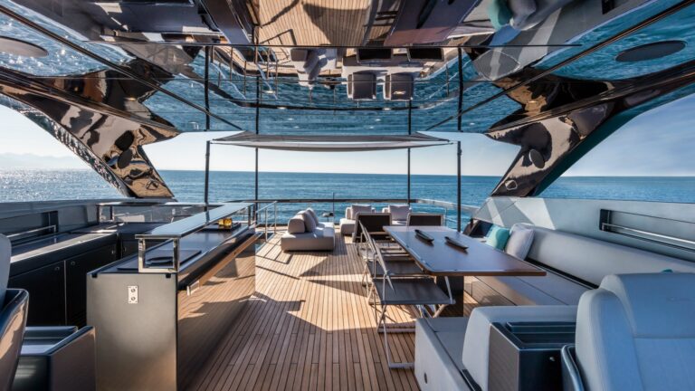 Sun Deck With Dining Area And Bar