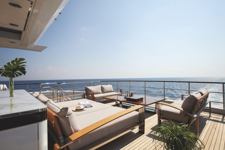 Sunbathing And Relaxation Area Aft