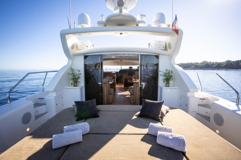 Sunbathing Area