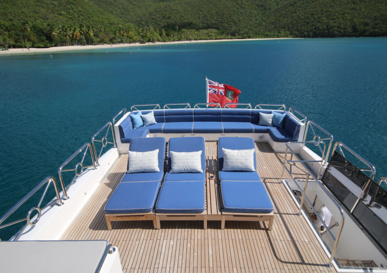 Sunbathing Area Aft