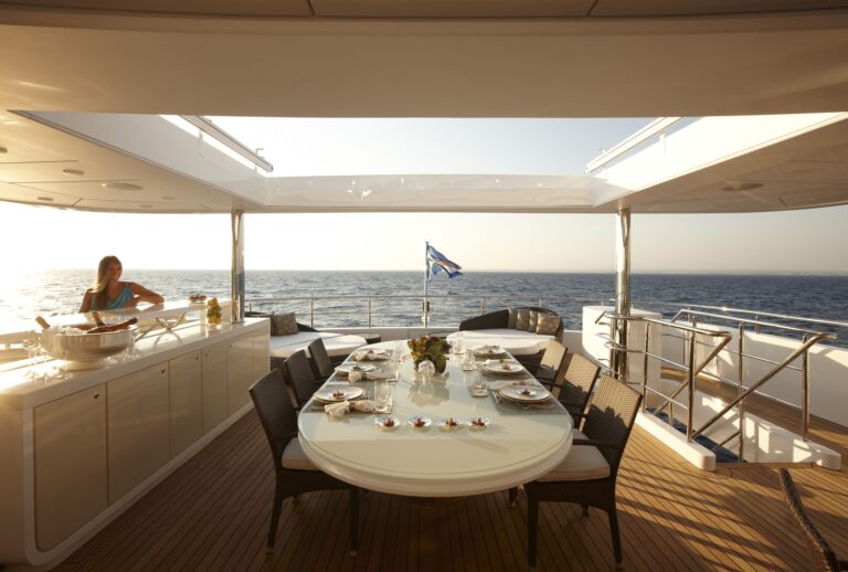 Sundeck Dining