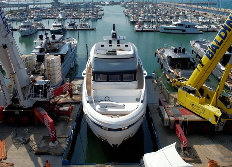 Superyacht ANVILUGI Launched In Italy