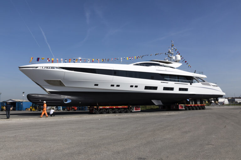 Superyacht EL LEON - At The Launch