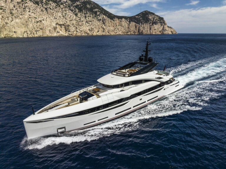 Superyacht Ultraviolet II